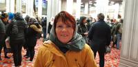 Reisebegleiterin Annette Zocher in der Blauen Moschee