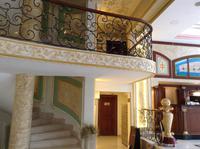 im Foyer