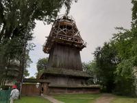 Drohowitsch. Glockenturm bei der Holzkirche.