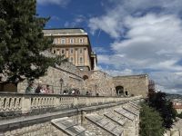 Terrassen auf dem Weg zur Burg
