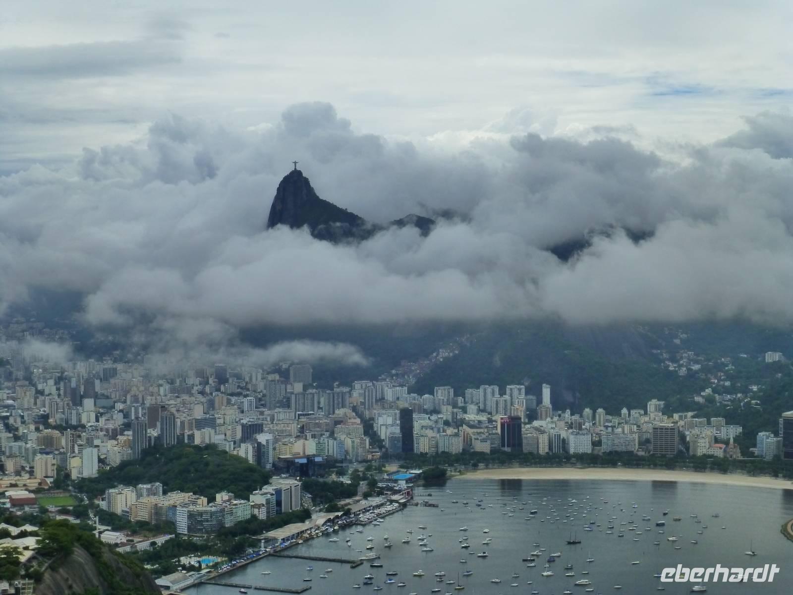 Corcovado im Wolkenmeer, Rio de Janeiro