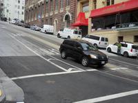 Hier haben schon einige Autos aufgesessen - die steilen Straßen von San Francisco