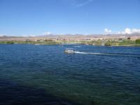Colorado River mit Blick auf Bullhead / Arizona