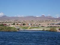 Colorado River mit Blick auf Bullhead / Arizona