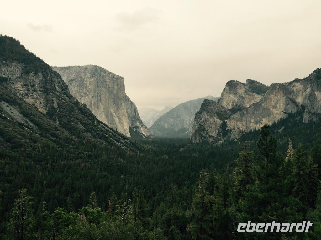 Yosemite Valley - Blick zum El Capitan und Half Dome