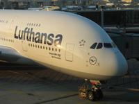 Unser Flieger A 380 nach Los Angeles auf dem Flughafen in Frankfurt
