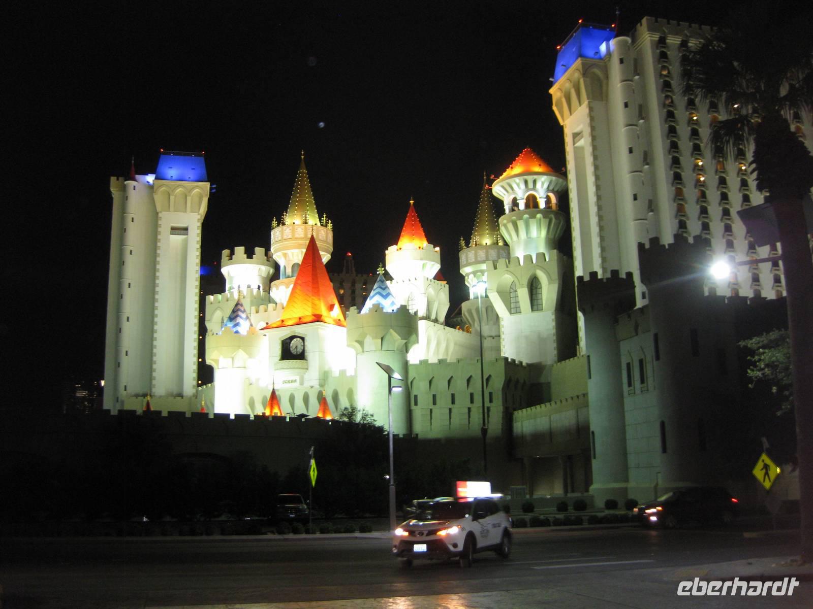 Las Vegas bei Nacht - Hotel Excalibur