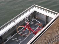 ... auch Fahrräder werden mitgenommen