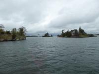 Bootsfahrt zwischen 1000 Inseln