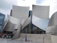 Haupteingang der Walt Disney Concert Hall in Los Angeles