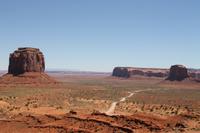 Weiterfahrt zum Monument Vally N.P.