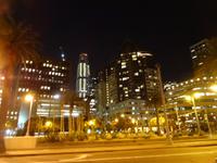 San Francisco - nächtliche Fahrt mit Stretchlimousine, Blick auf das erleuchtete Bankviertel