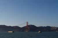 Bootsfahrt unter der Golden Gate Bridge und an Alcatraz vorbei