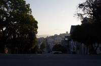 Auf dem Weg zur Lombard Street in San Francisco