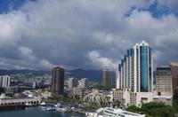 Rückfahrt zum Zentrum und Fortsetzung der Stadtrundfahrt durch Honolulu