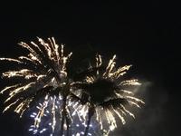 Feuerwerk am Waikiki Beach in Honolulu