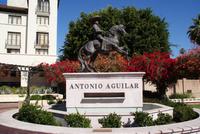 Olvera Street, Grundsteinlegung von Los Angeles