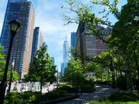 Battery Park mit Blick auf das One Trade Center