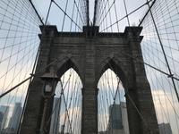 Spaziergang über die Brooklyn Bridge