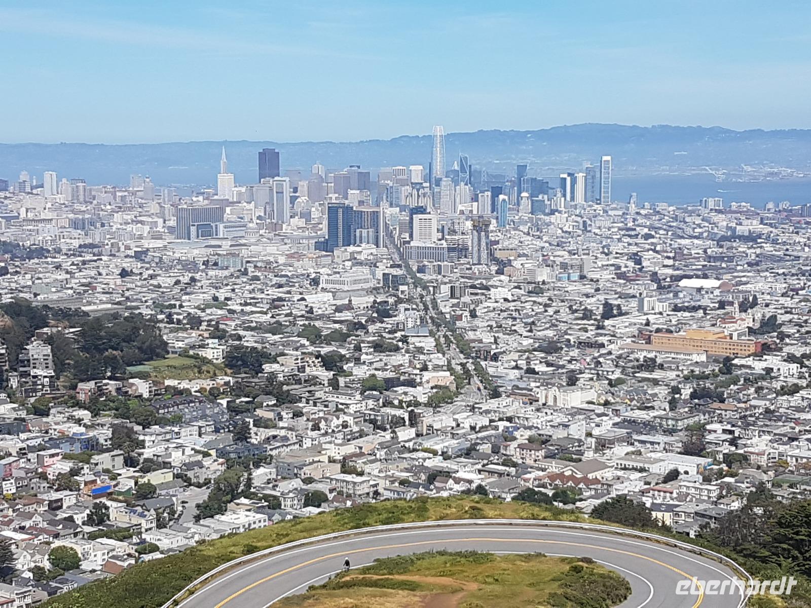 38. Blick auf die Stadt von den Twin Peaks (1)