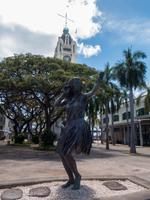 Aloha Tower & Hula-Mädchen