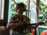 hawaiianische Musik und Hula-Tänze