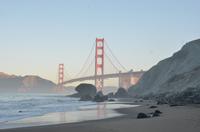 Golden Gate Bridge im leichten Morgennebel