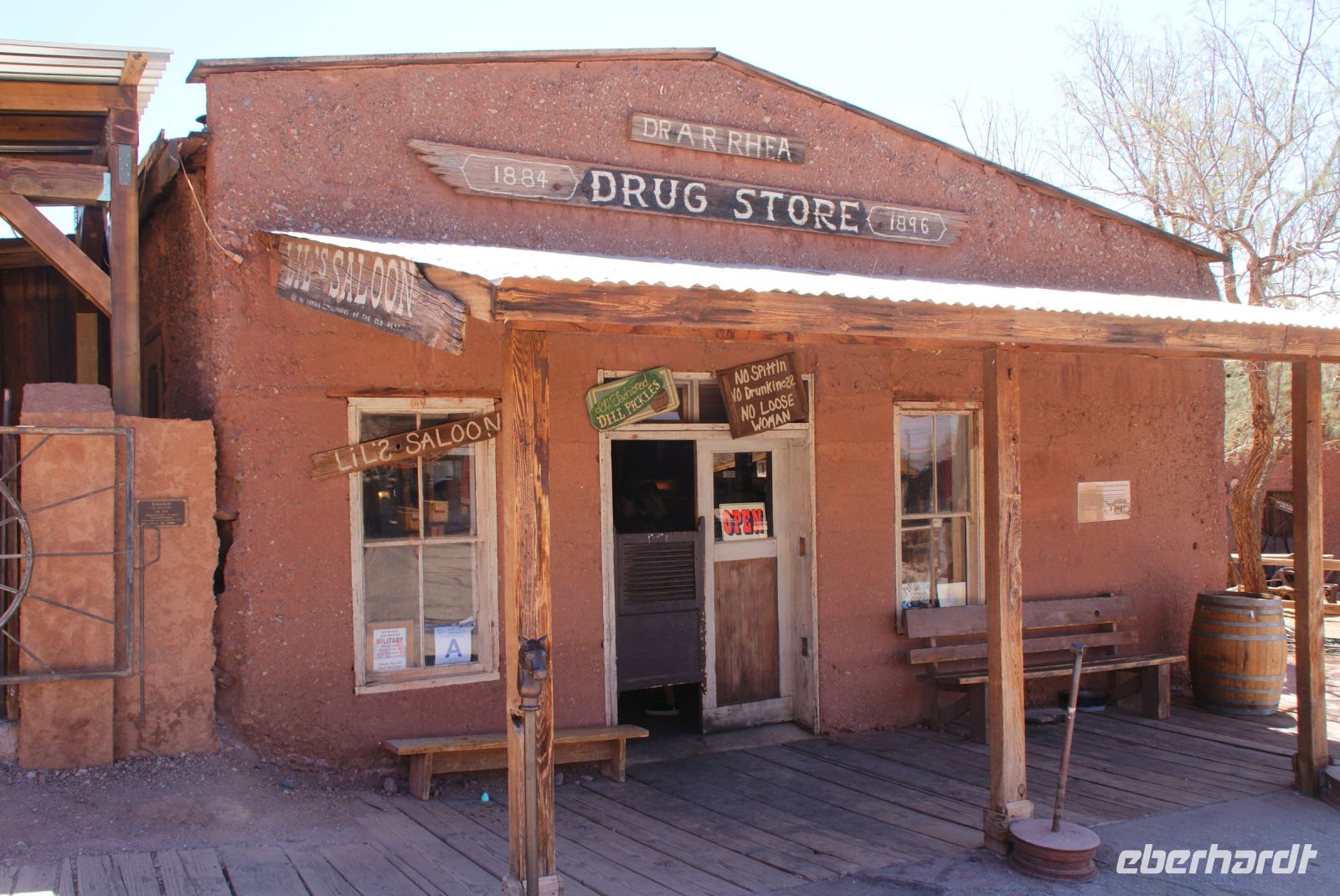62 Drugstore
