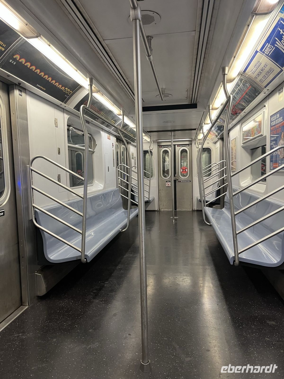 Fahrt mit der U-Bahn nach Brooklyn