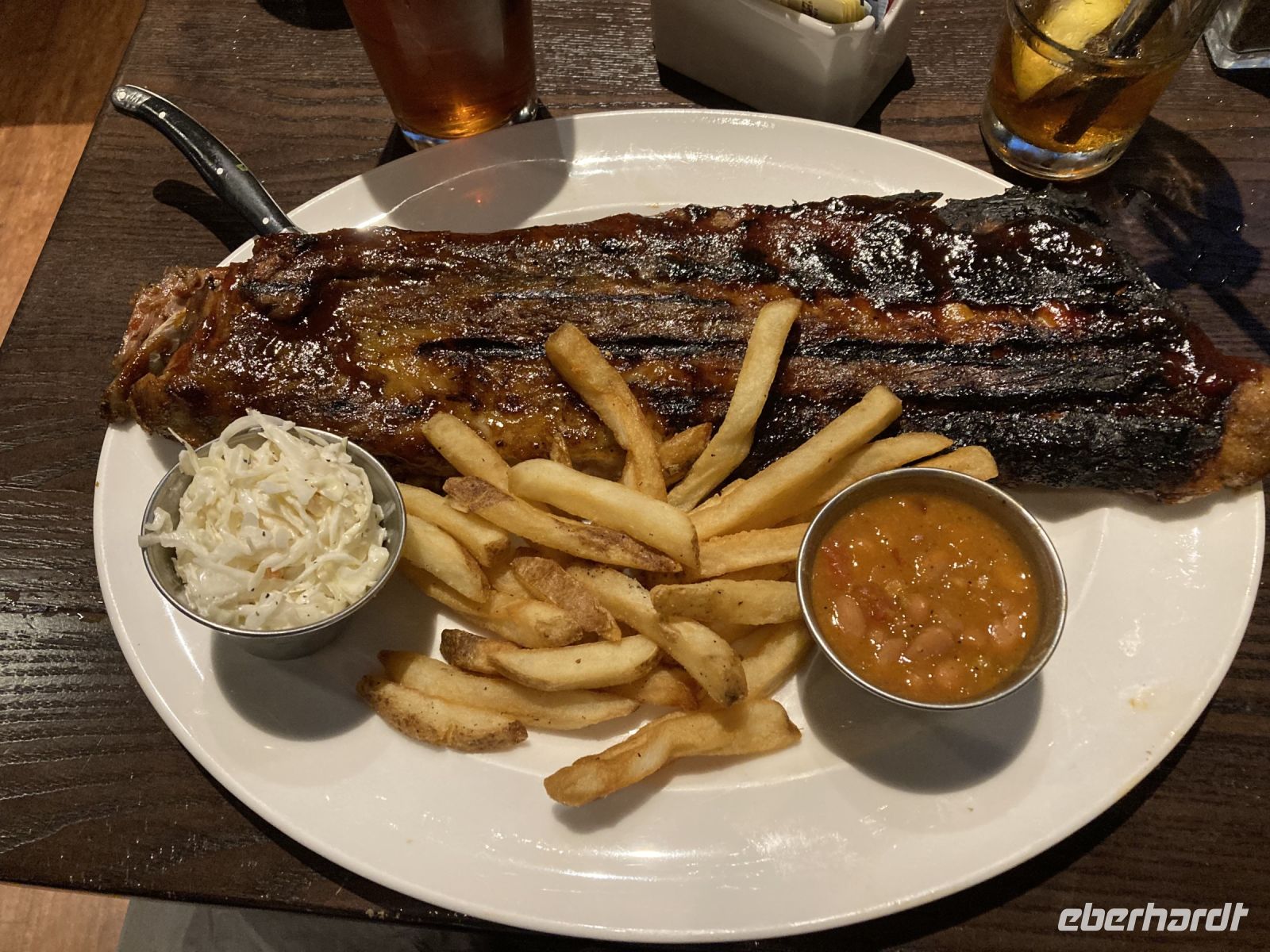 Eine Riesenportion ribs im HARD ROCK CAFE - yummy!