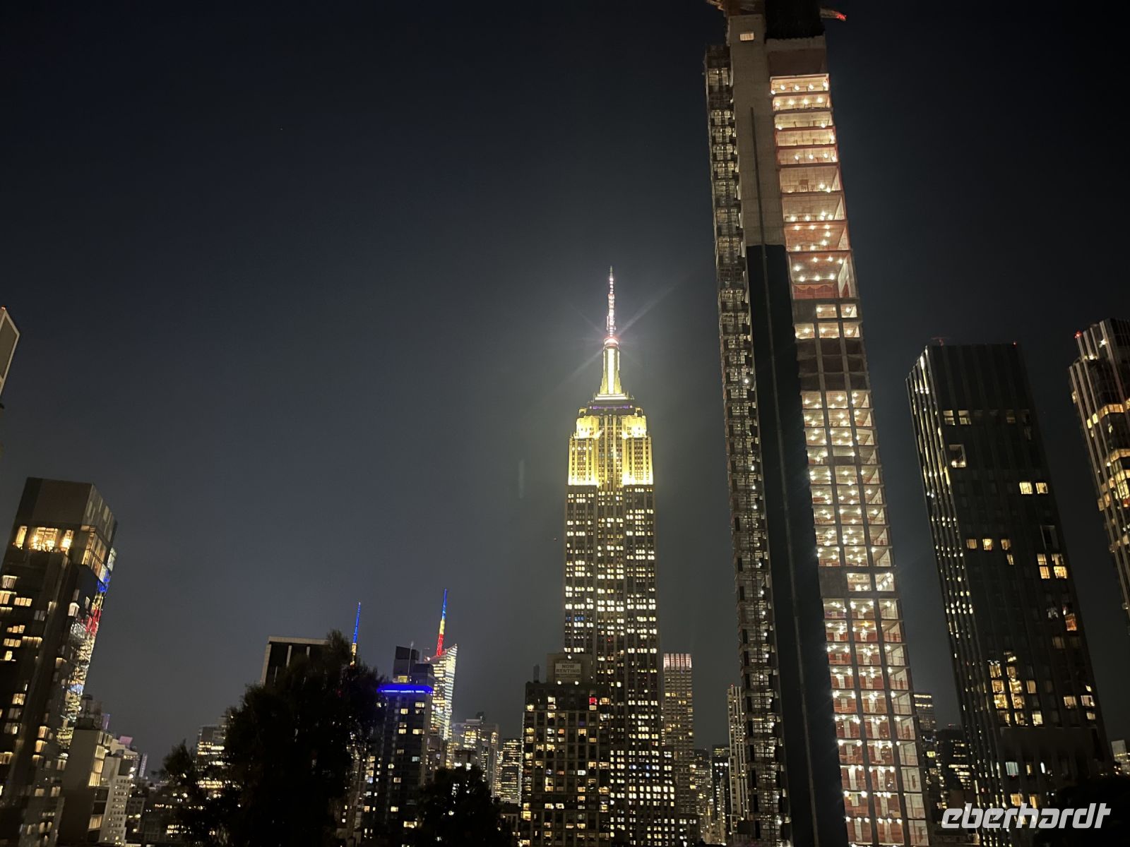 230 Fith Rooftop Bar