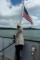 Eberhardt-Reisebegleitung Vicky Kern auf der Fähre nach San Francisco
