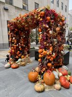 Herbstliche Deko am Rockefeller Center