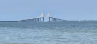 190 Skyway Bridge aus der Ferne