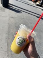 Zuckerrohr mit Passionsfrucht