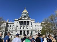 Stadtrundfahrt in Denver - Fotostopp am Capitolgebäude von Colorado