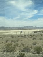 Weiter geht es durch die Wüste, vorbei an der 