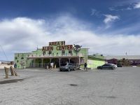 Weiter geht es durch die Wüste, vorbei an der 