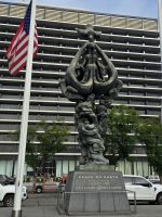 Statue im Finanzviertel