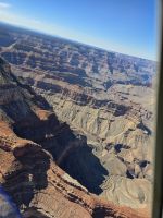 Flug im Hubschrauber über den Grand Canyon