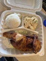 Inselhüpfen Hawaii - Oahu - Huli Huli Mittagessen (3) &ndash; &copy; Franziska Barthel (Eberhardt TRAVEL)