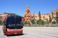 unser komfortabler Reisebus im Red Canyon