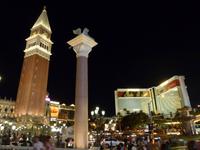 Blick zum Hotel Treasure Island