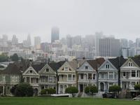 Alamo Square mit den Painted Ladies