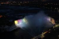 Niagara Falls - Niagarafaelle bei Nacht