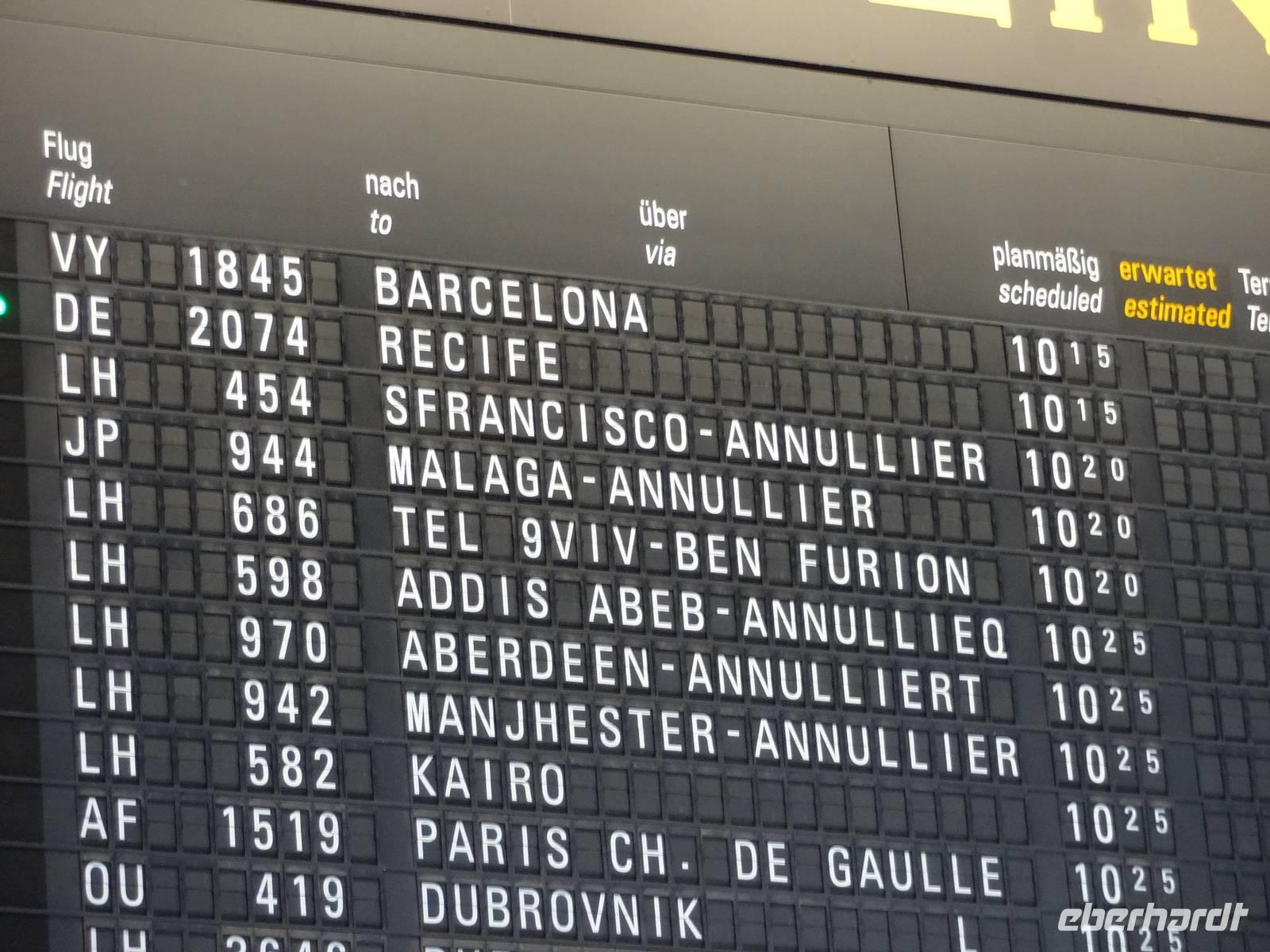Anzeigetafel 21.10.2014_Flughafen Frankfurt