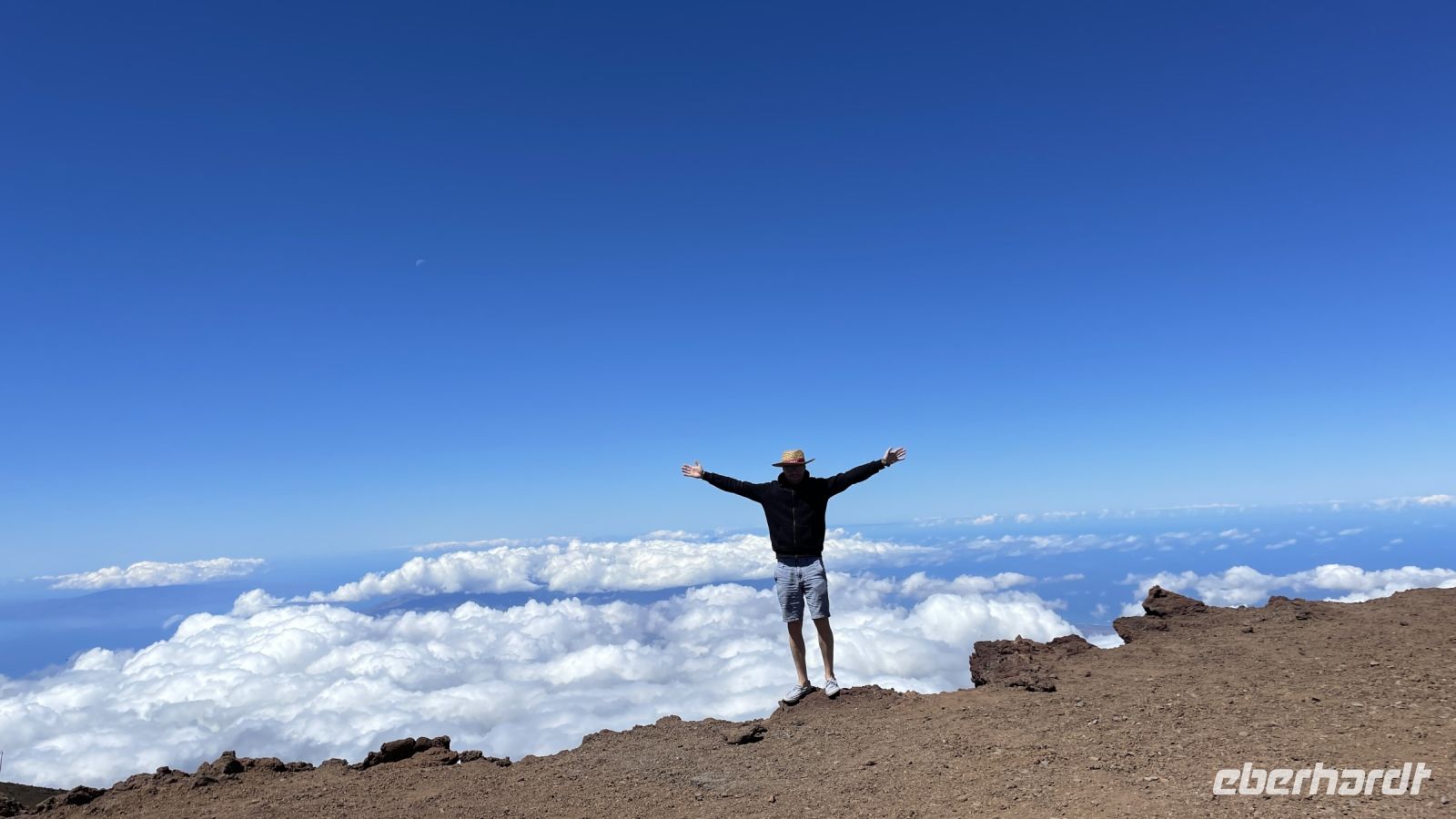 Inselrunfahrt auf Maui - Jacob Spangenberg am Halakela Krater