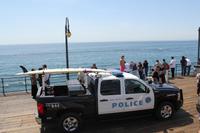 Polizeiauto mit Surfbrett :)