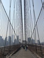 Spaziergang über die Brooklyn Bridge 