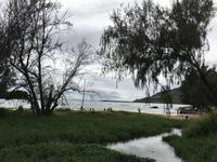 Spaziergang am Strand und Baden in Nawiliwili auf Kauai